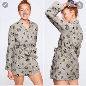Victoria Secret Pink Teddy Robe